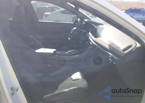 2021 Hyundai Sonata N Line z USA, uszkodzony, nr VIN 5NPEK4JC8MH106009